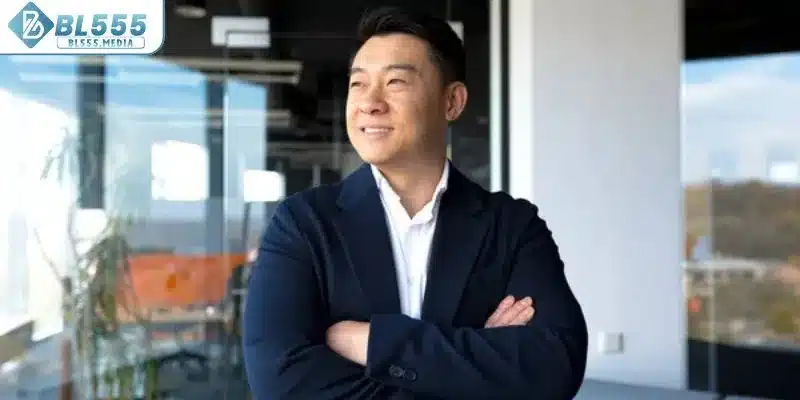 Anh có tính cách gần gũi và thân thiện