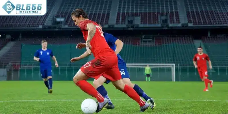 Đánh giá phong độ và lịch sử thi đấu khi soi kèo bóng đá